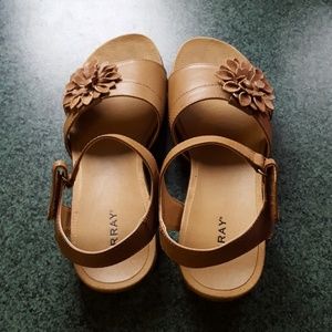 Array Sandals